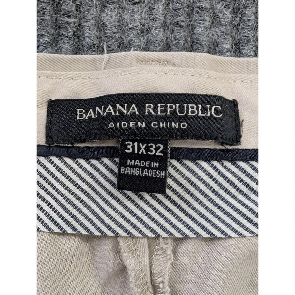 Banana Republic Aiden Chino Pants Mens 31x32‎ Light Khaki Slim Fit Preppy